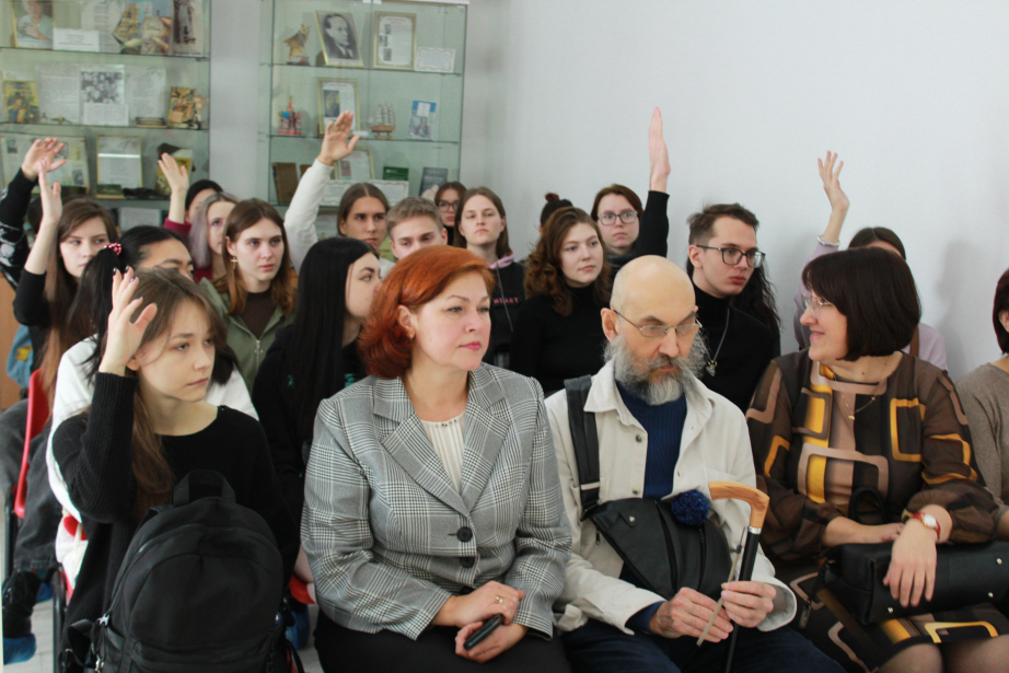 Молодые архитекторы принимают участие в создании модельных библиотек в Хабаровском крае