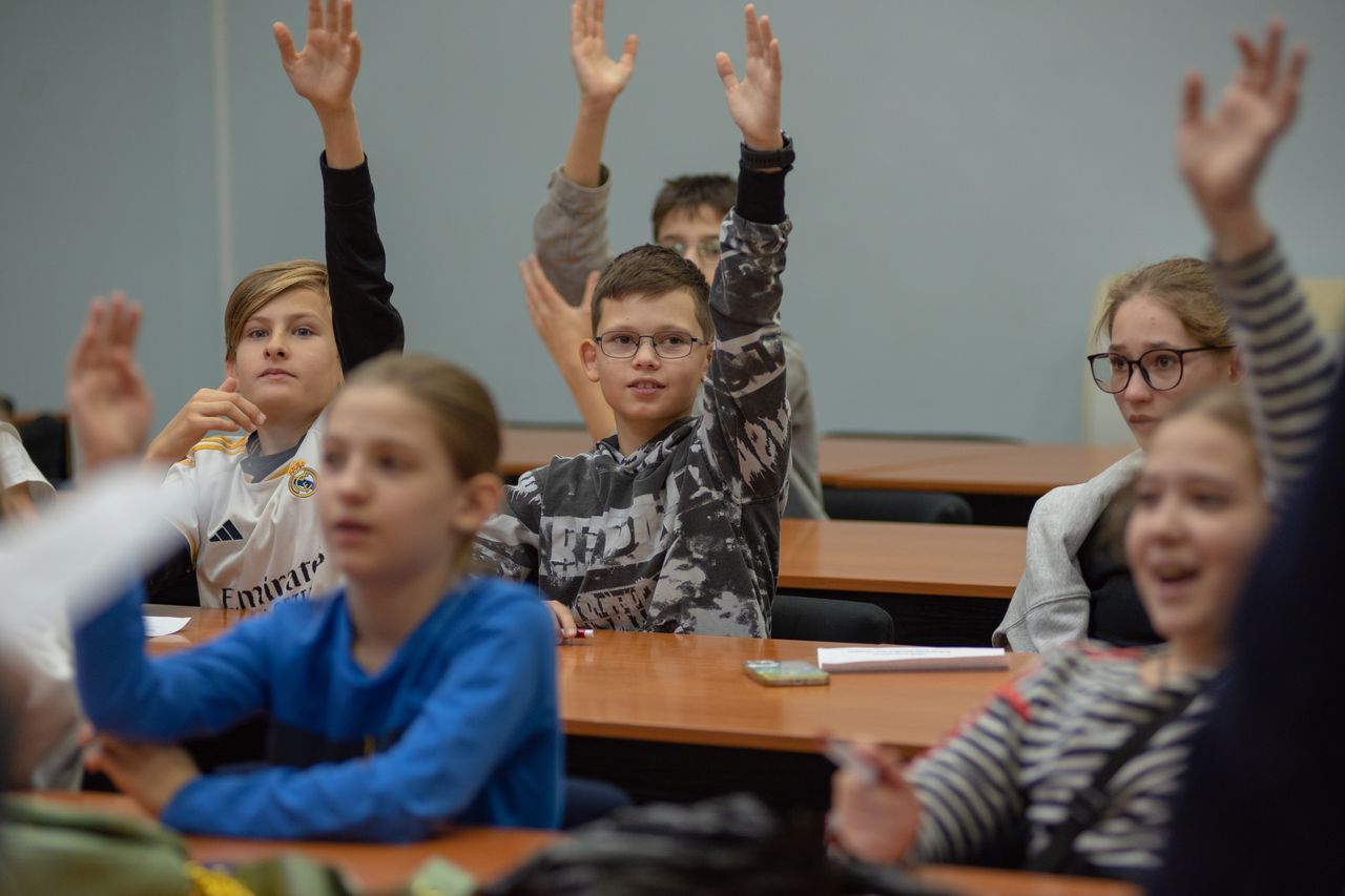 Мероприятие «Слава воину Пассару, слава снайперской винтовке!» для учащихся  Лицея инновационных технологий Мероприятие «Слава воину Пассару, слава снайперской винтовке!» для учащихся  Лицея инновационных технологий